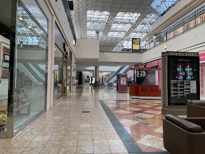 Oxford Valley Mall
