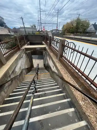 Glenside Station