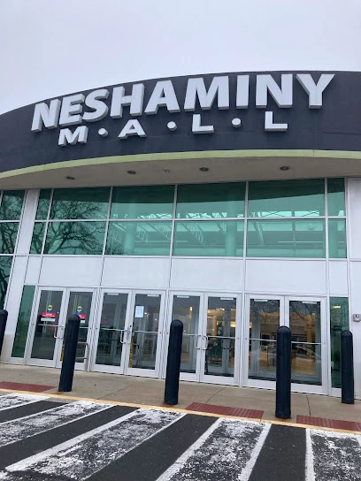 Neshaminy Mall