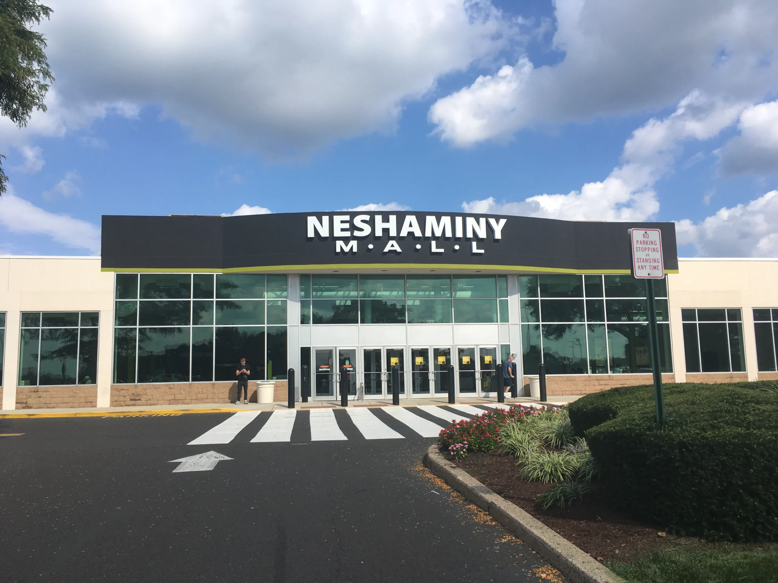 Neshaminy Mall scaled